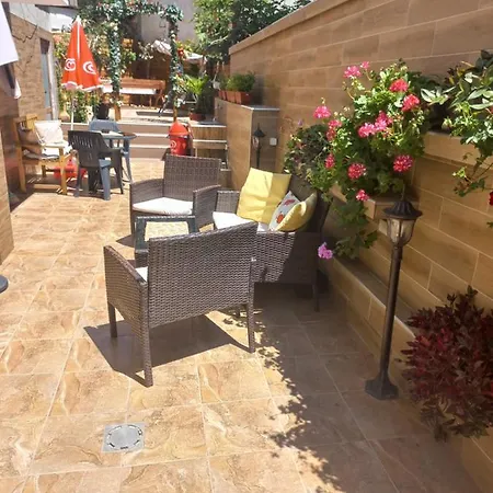 Πανσιόν Dani Πομόριε