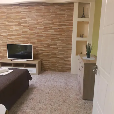 Guest House Pomorie 게스트하우스 *