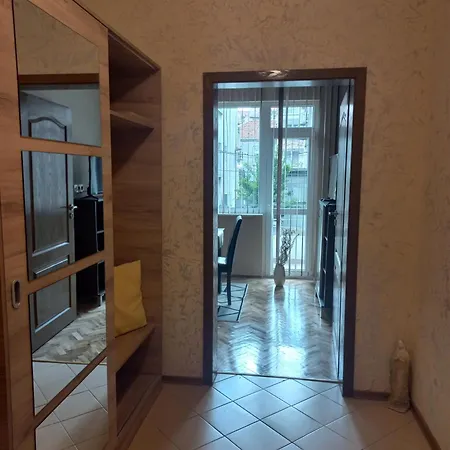 Πανσιόν Dani Πομόριε