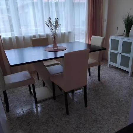 Guest House Pomorie 게스트하우스