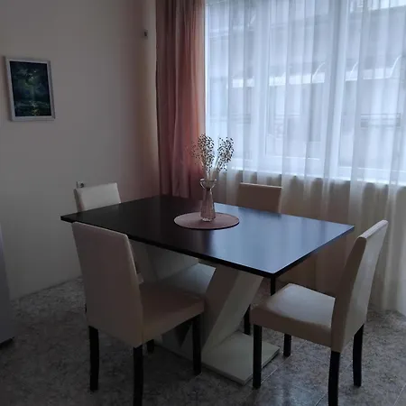 Къща за гости дани
