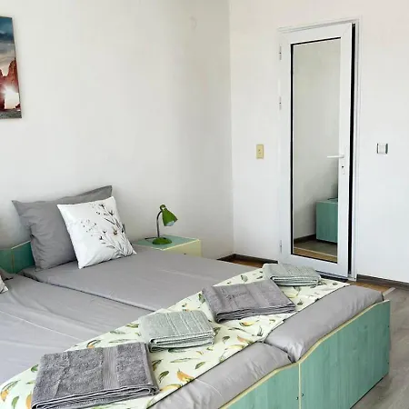 Πανσιόν Dani Πομόριε