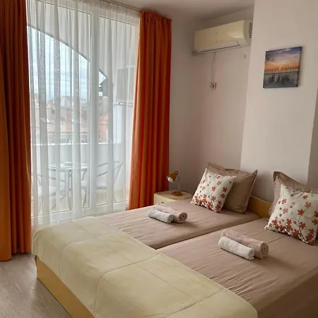 Guest House Pomorie Πανσιόν